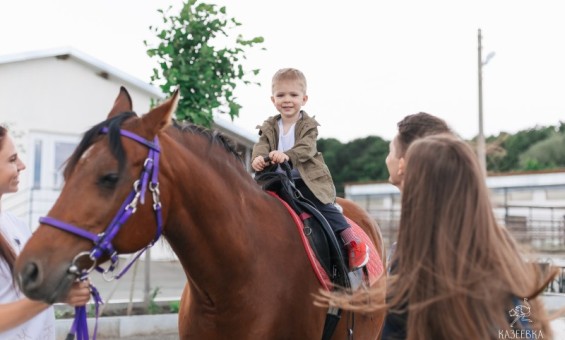 Прогулка по парковой территории